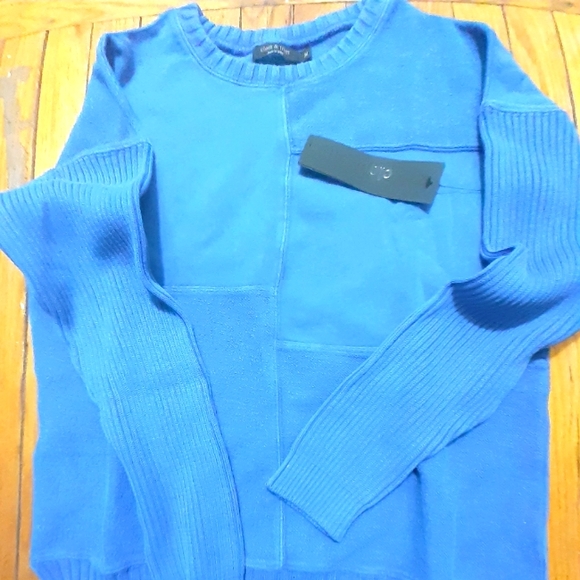 Blue distressed long sleeve top - Picture 1 of 4